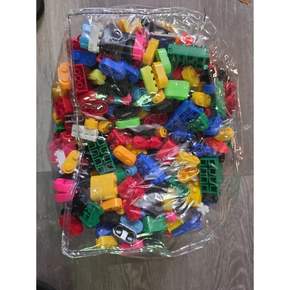 Vintage HUGE Better Blocks 90s Building Blocks And ‎ Book Ideas Over 760 Peaces